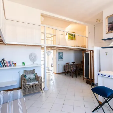 Ottaviano Terrace Apartment Rome